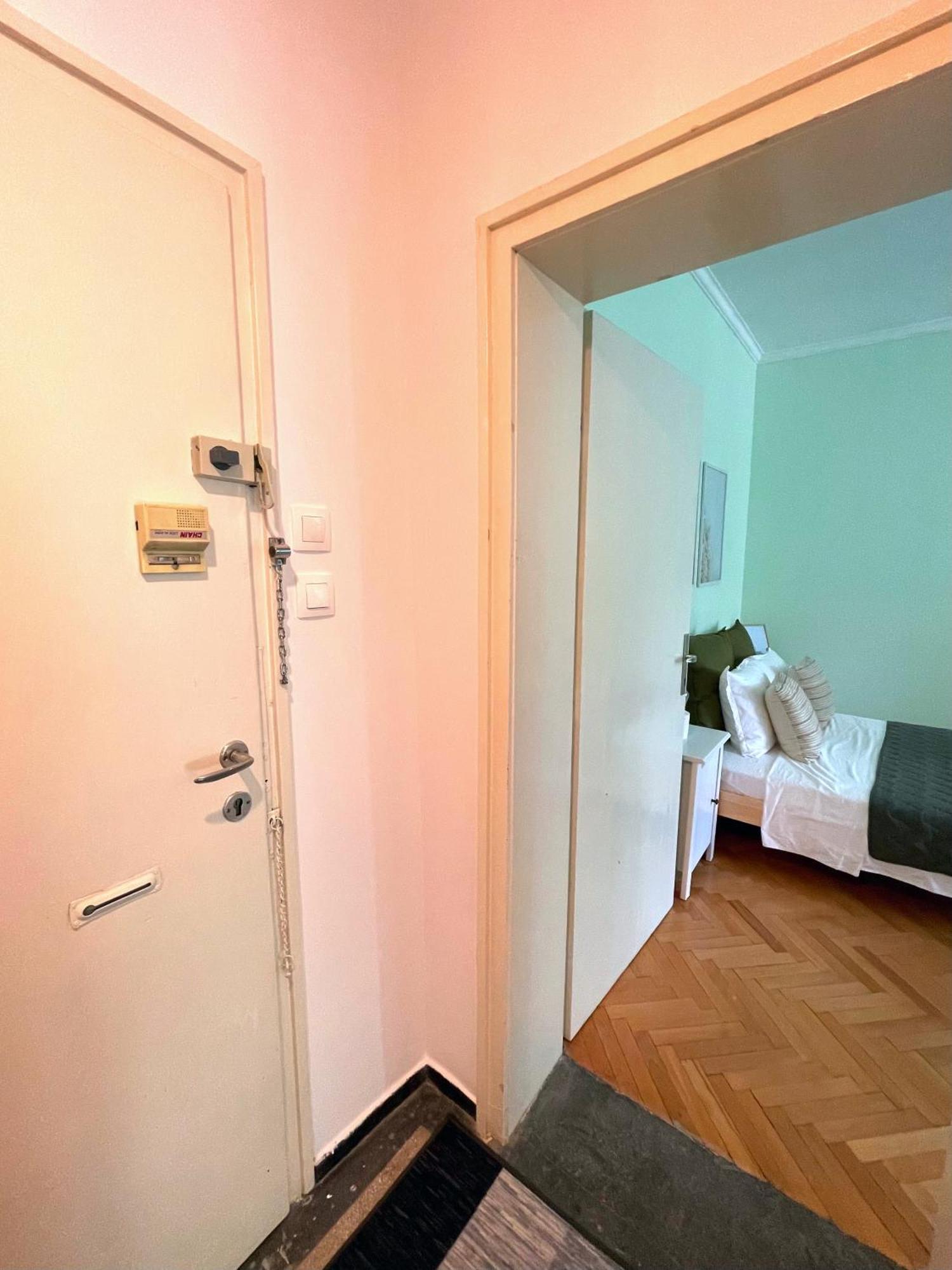 Bohemian Bright & Calm 2Br - Top Center - Private Balcony Sofya Dış mekan fotoğraf