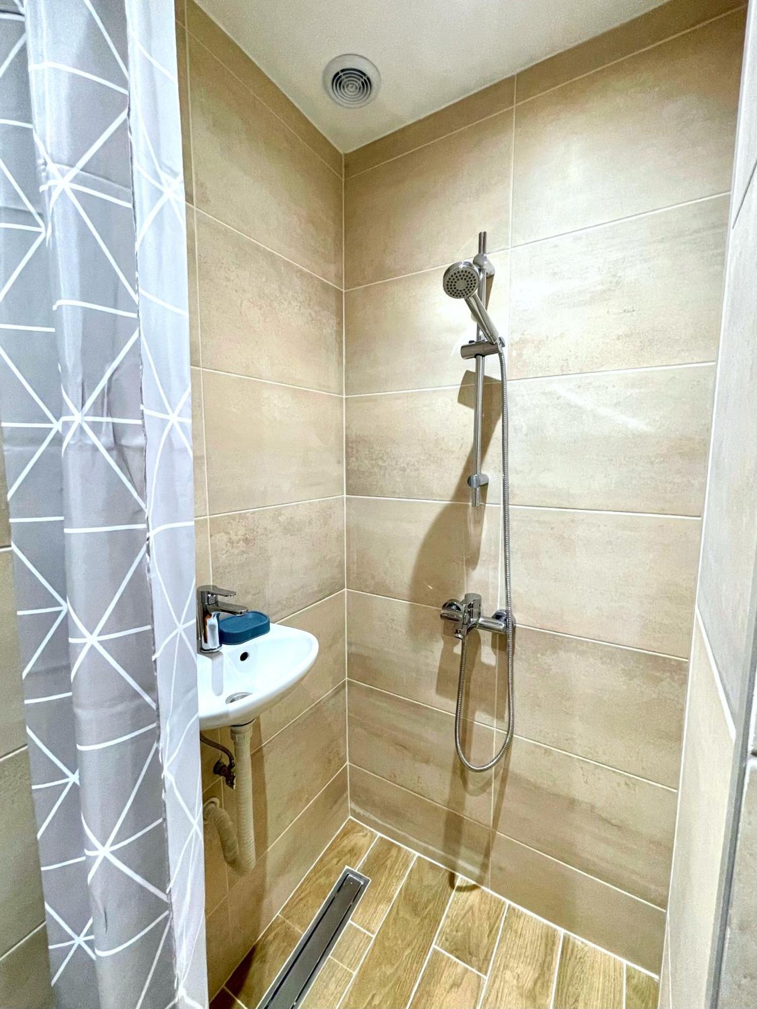 Bohemian Bright & Calm 2Br - Top Center - Private Balcony Sofya Dış mekan fotoğraf